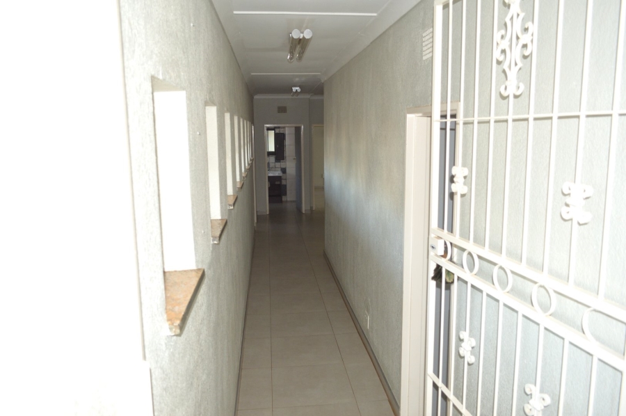 3 Bedroom Property for Sale in Flamwood North West